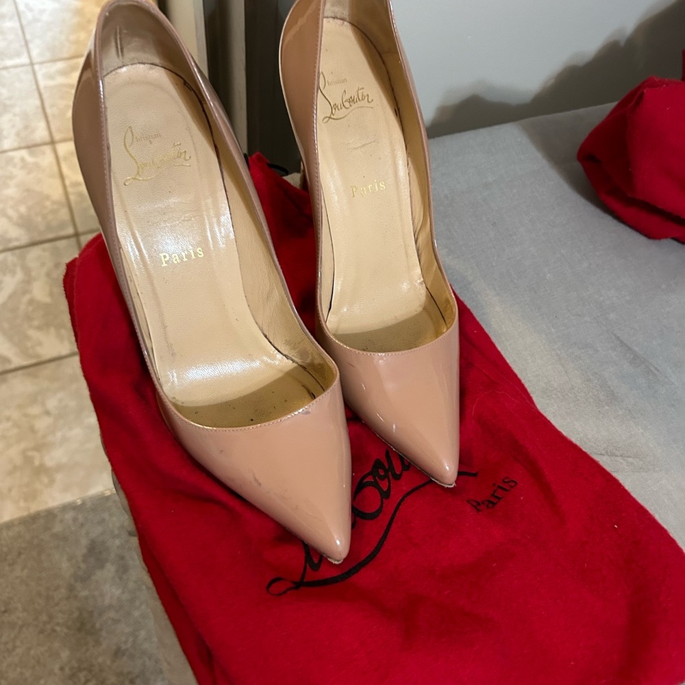 Christian Louboutin SZ 39